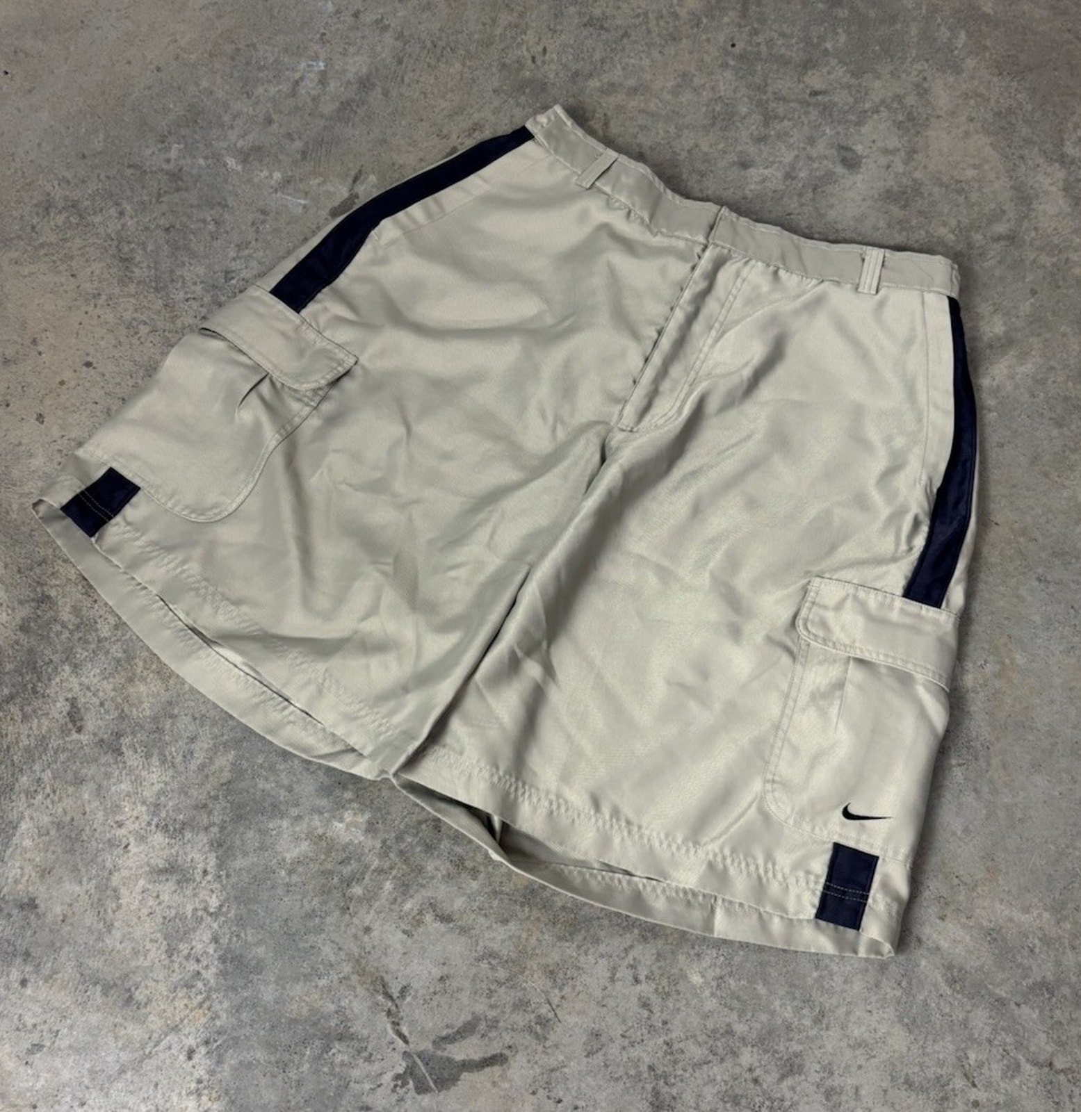 Vintage Retro 90s Nike Shorts Size Xl Black Tag Cargo